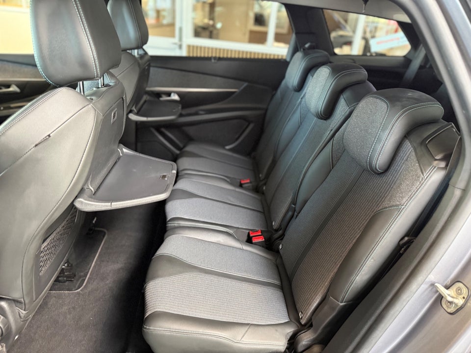 Peugeot 5008 1,5 BlueHDi 130 Allure Pack EAT8 7prs 5d