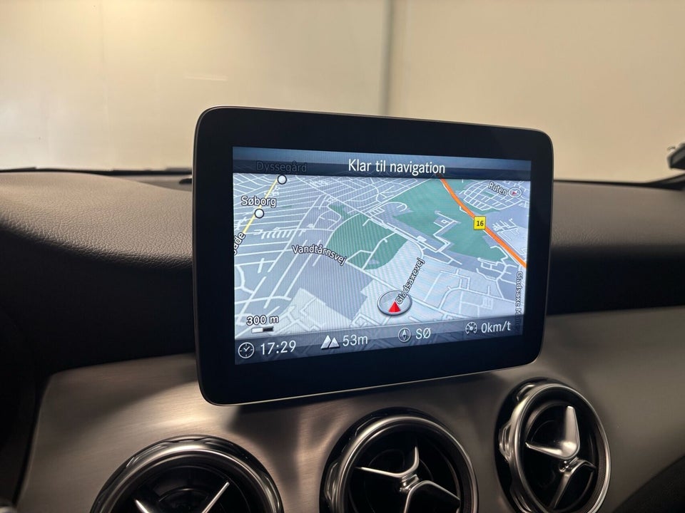 Mercedes GLA250 2,0 aut. 4Matic 5d
