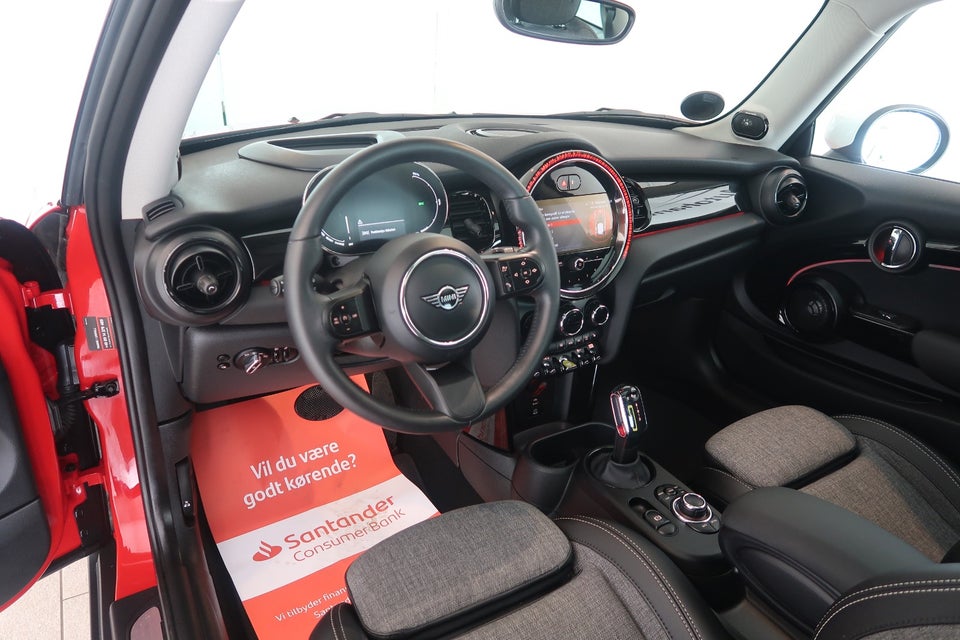 MINI Cooper SE Classic Trim 3d