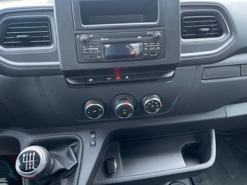 Renault Master IV T35 2,3 dCi 180 L3 Chassis