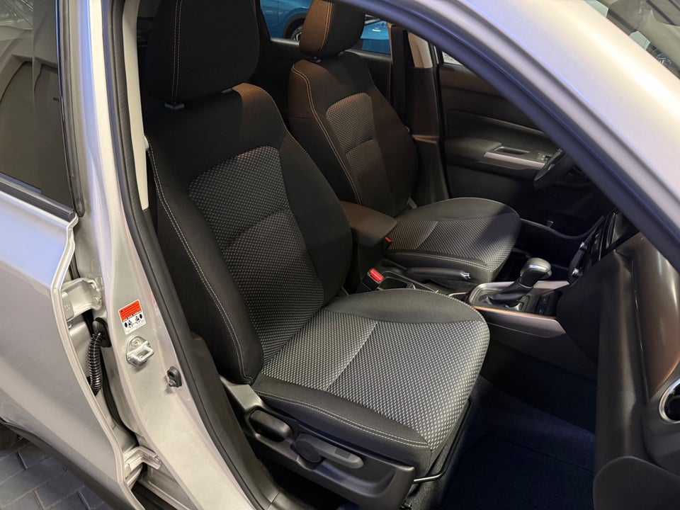 Suzuki Vitara 1,5 S-Hybrid Active AGS 5d