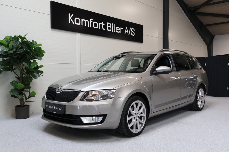 Skoda Octavia 1,6 TDi 105 Ambition Combi DSG 5d