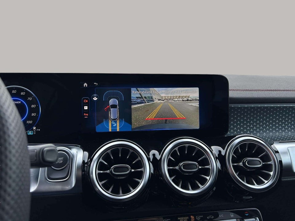 Mercedes EQB300 AMG Line 4Matic 5d