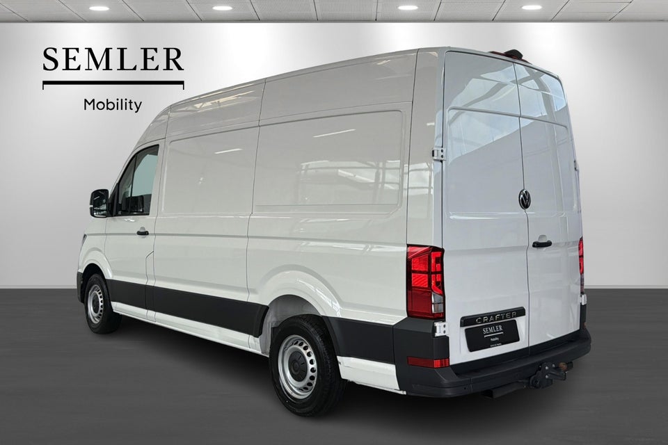 VW Crafter 35 2,0 TDi 177 Kassevogn L3H3 aut.