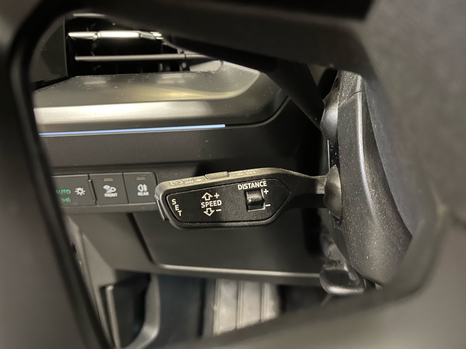 Audi Q4 e-tron 40 Attitude 5d