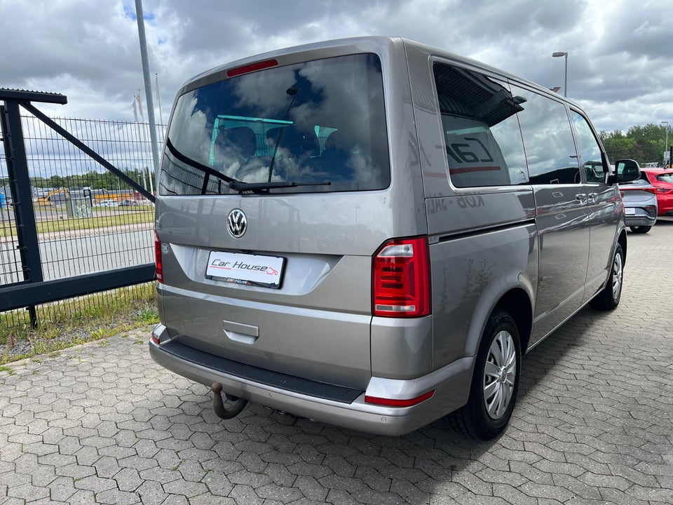 VW Multivan 2,0 TDi 150 Comfortline DSG kort