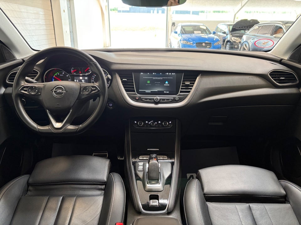 Opel Grandland X 1,6 Hybrid4 Ultimate aut. 5d