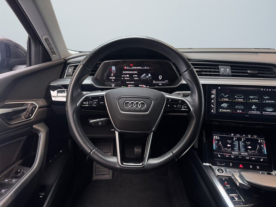 Audi e-tron 55 S-line Sportback quattro 5d