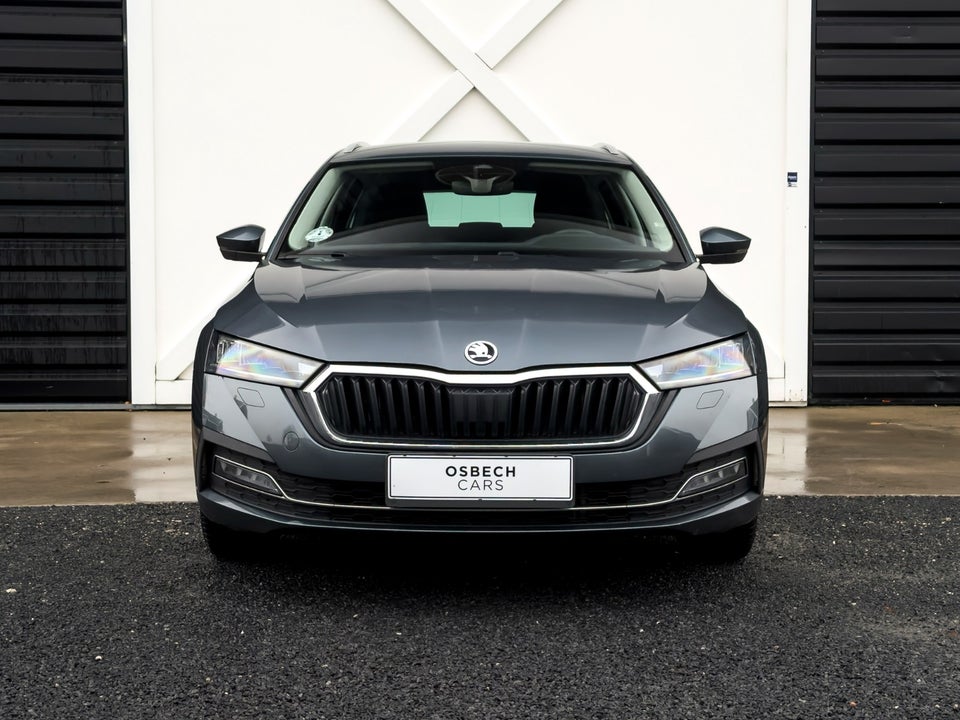 Skoda Octavia 1,4 TSi iV Ambition Combi DSG 5d