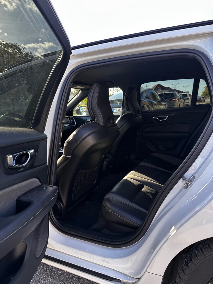 Volvo V60 2,0 D4 190 R-Design aut. 5d