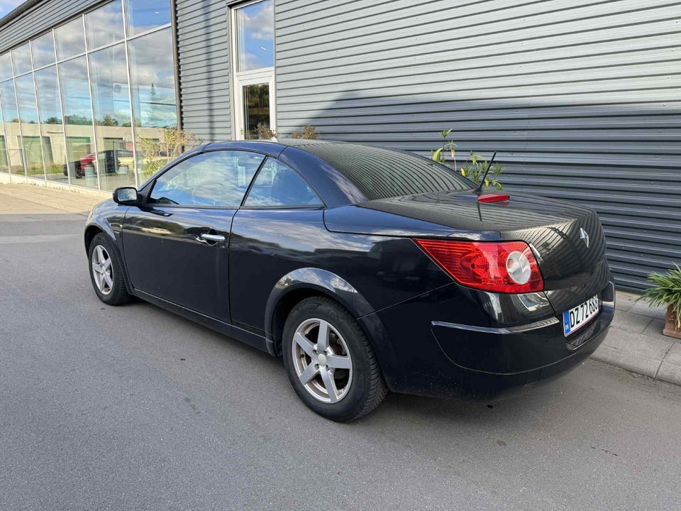 Renault Megane II 1,6 16V CC 2d