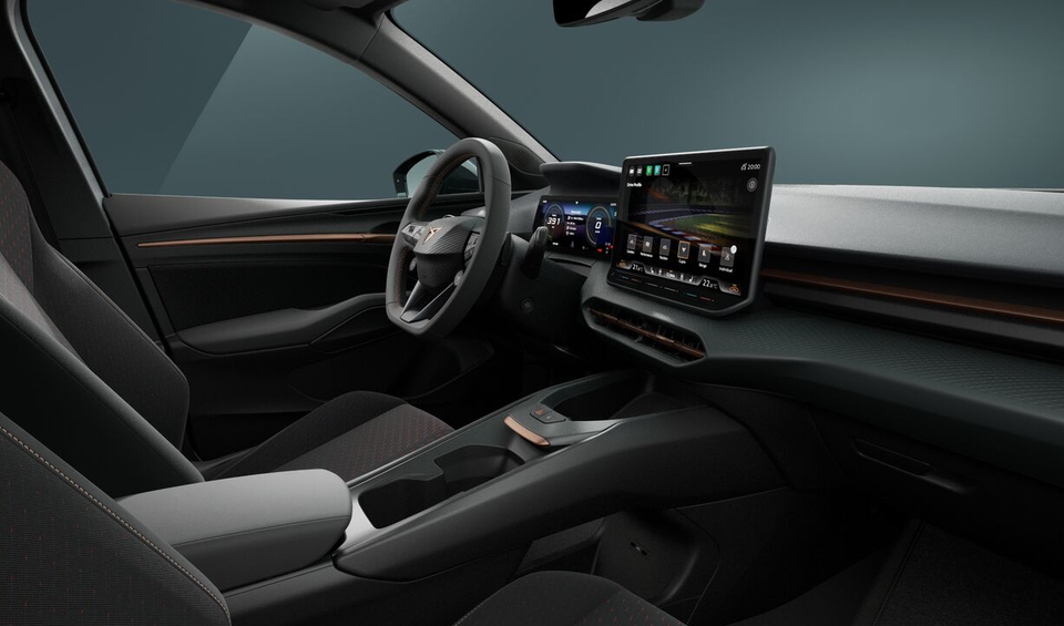 Cupra Raval 52 Endurance 5d