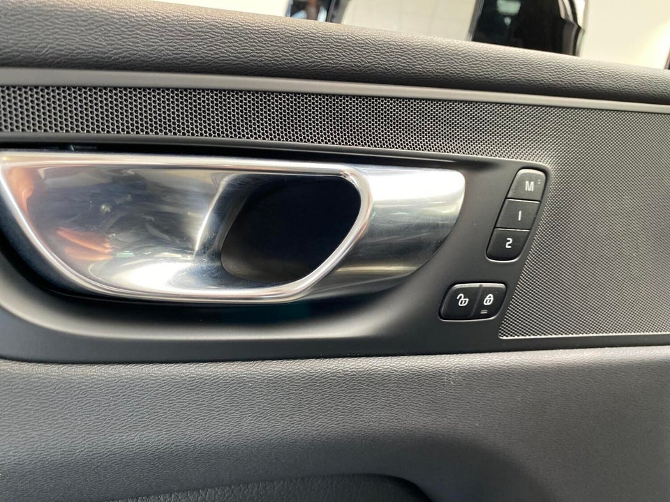 Volvo XC60 2,0 T6 ReCharge Inscription aut. AWD 5d