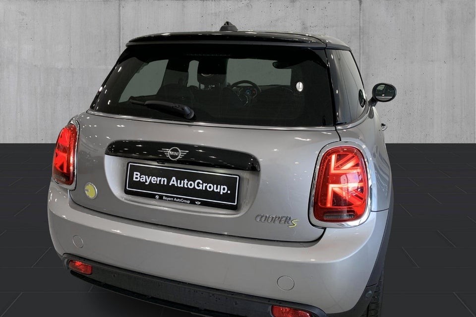 MINI Cooper SE Classic 3d