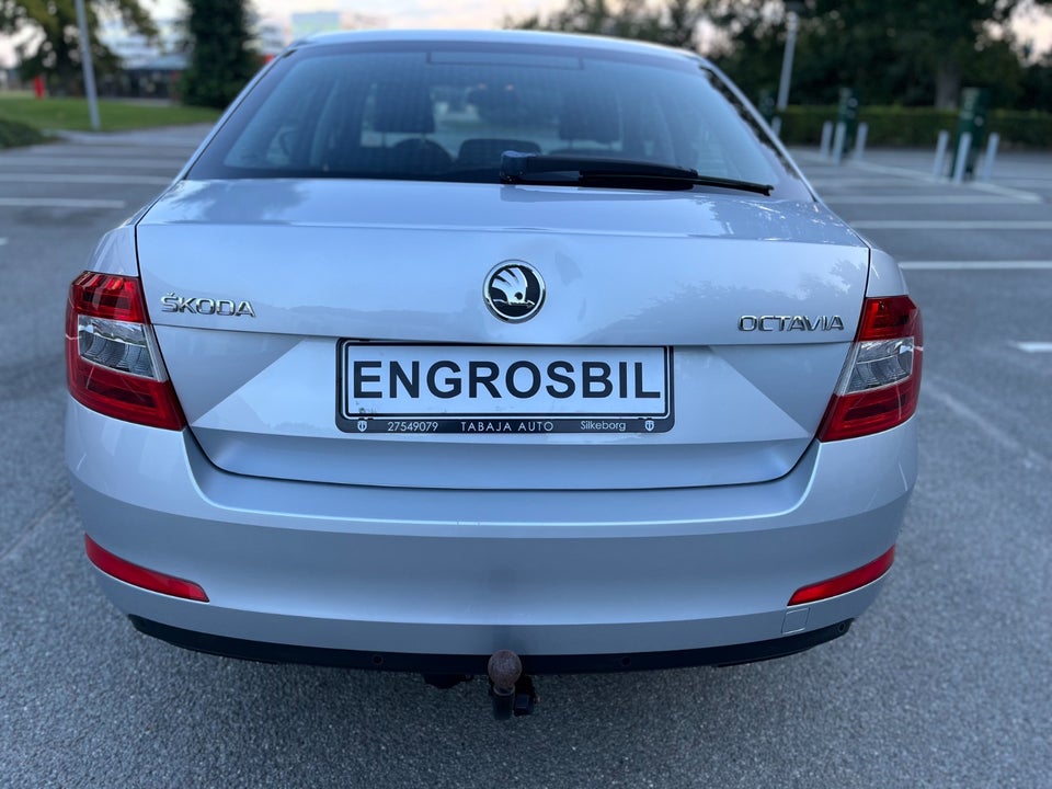 Skoda Octavia 1,4 TSi 140 Elegance Combi 5d