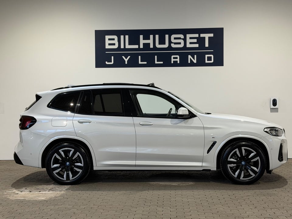 BMW iX3 Charged M-Sport 5d