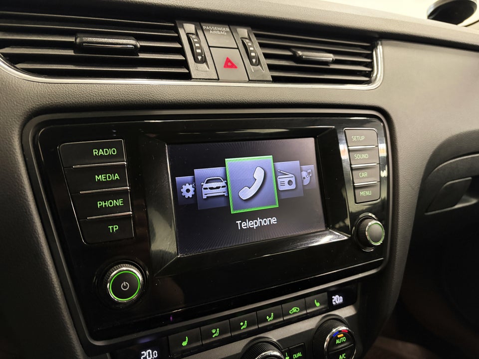 Skoda Octavia 1,6 TDi 105 Active Combi 5d
