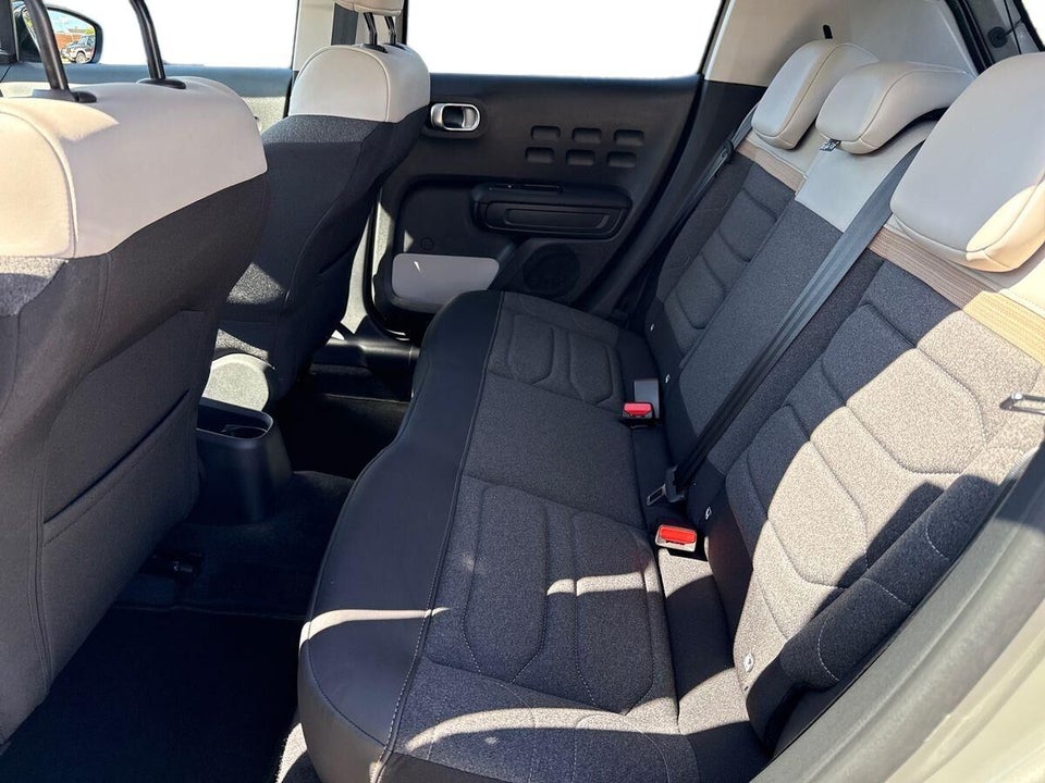 Citroën C3 1,2 PureTech 83 Shine Sport 5d