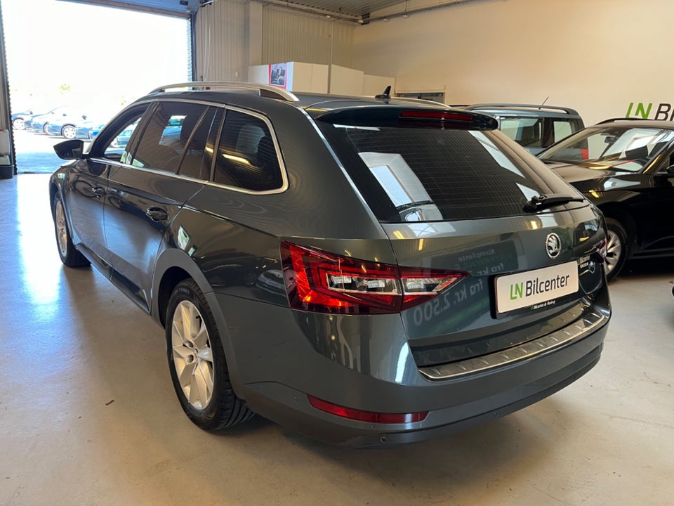 Skoda Superb 1,4 TSi 150 Style Combi DSG 5d