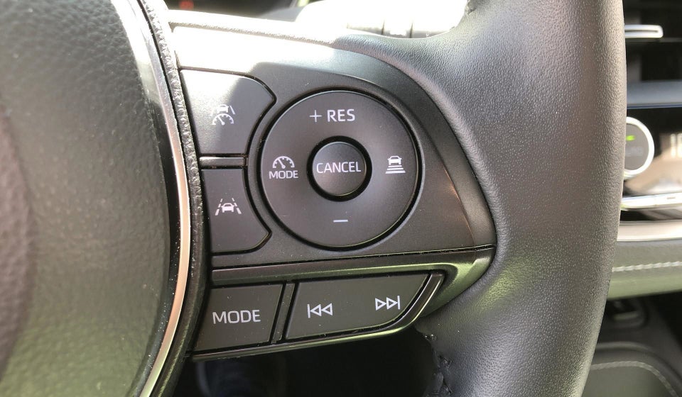 Toyota Corolla 1,8 Hybrid Style Touring Sports e-CVT 5d