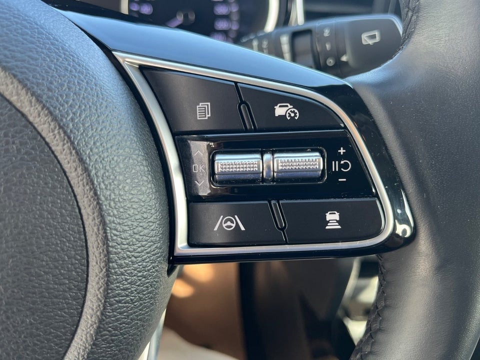 Kia Ceed 1,6 PHEV Prestige SW DCT 5d