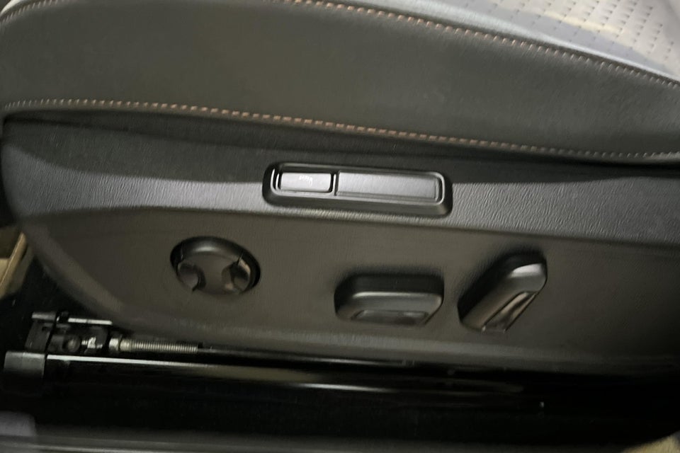 Cupra Born 58 e-Boost 5d