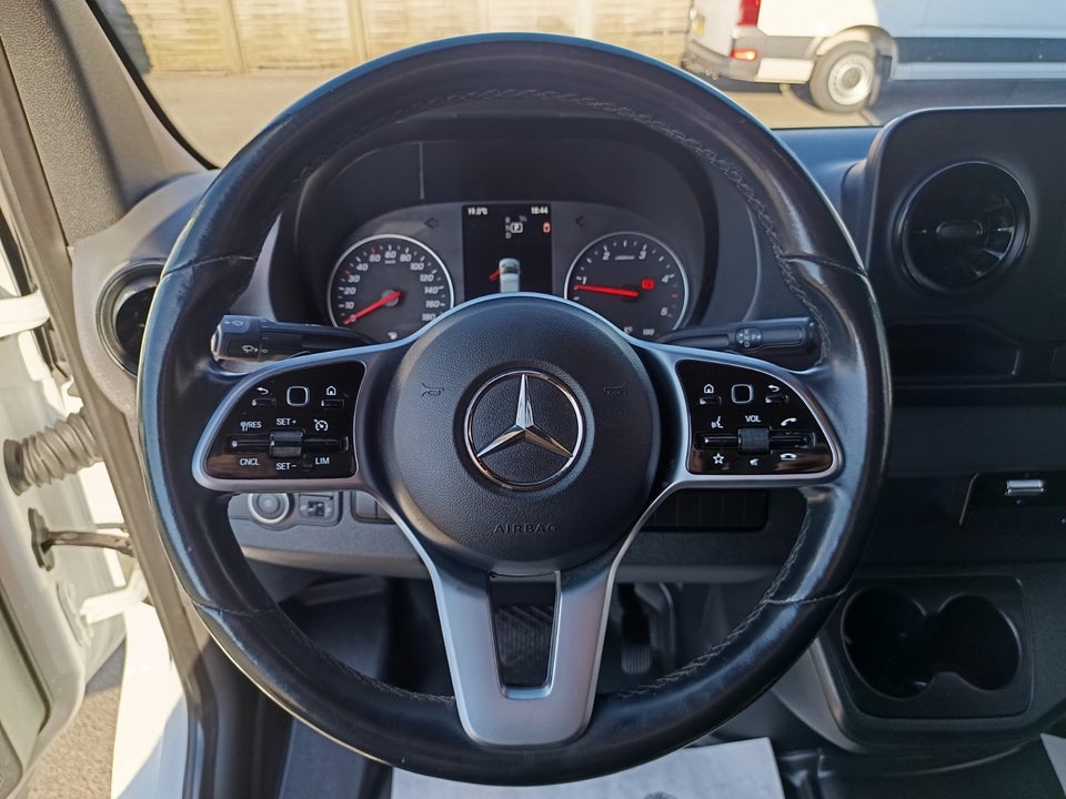 Mercedes Sprinter 317 2,0 CDi A2 Kassevogn aut. RWD