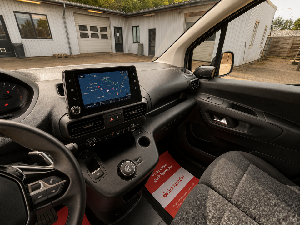 Peugeot Partner 1,5 BlueHDi 130 L1V1 Plus EAT8 Van