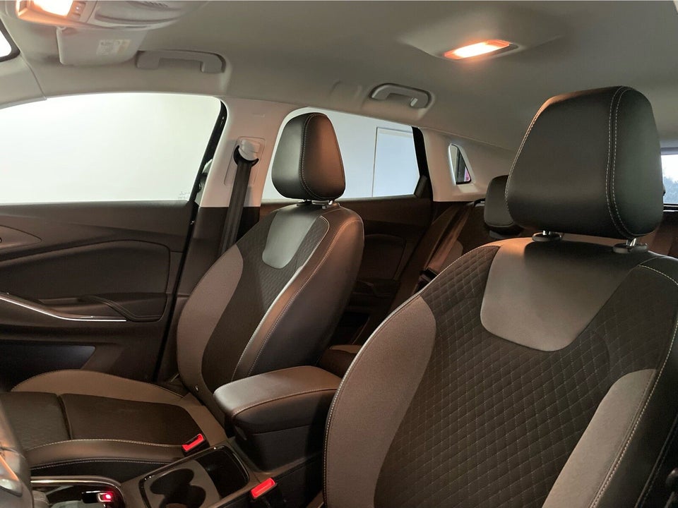 Opel Grandland X 1,5 CDTi 130 Elegance aut. 5d