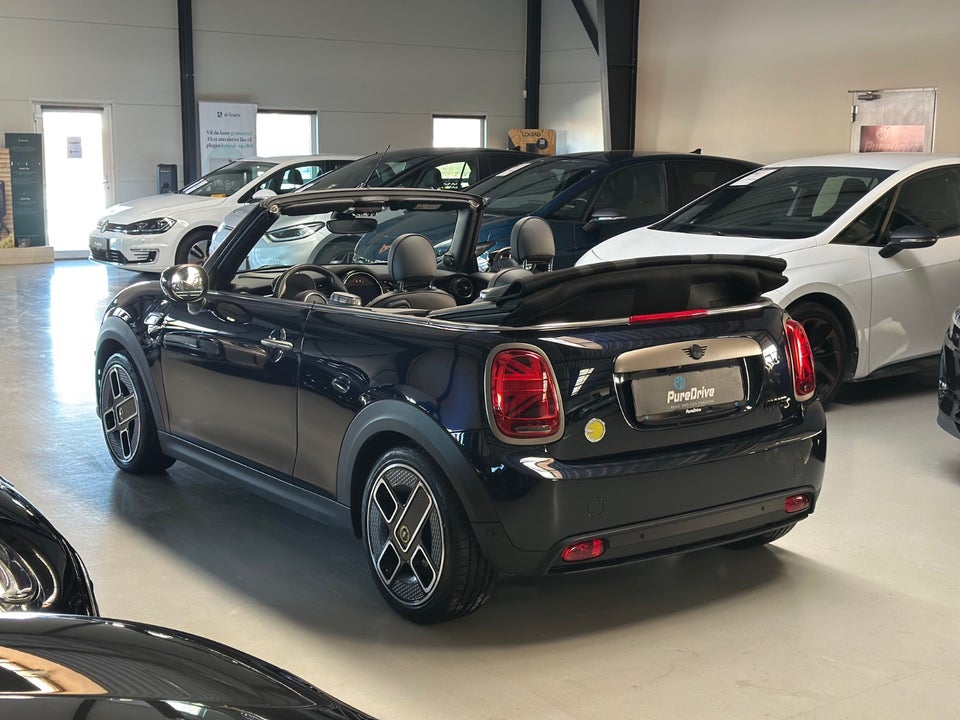 MINI Cooper SE Cabriolet 2d