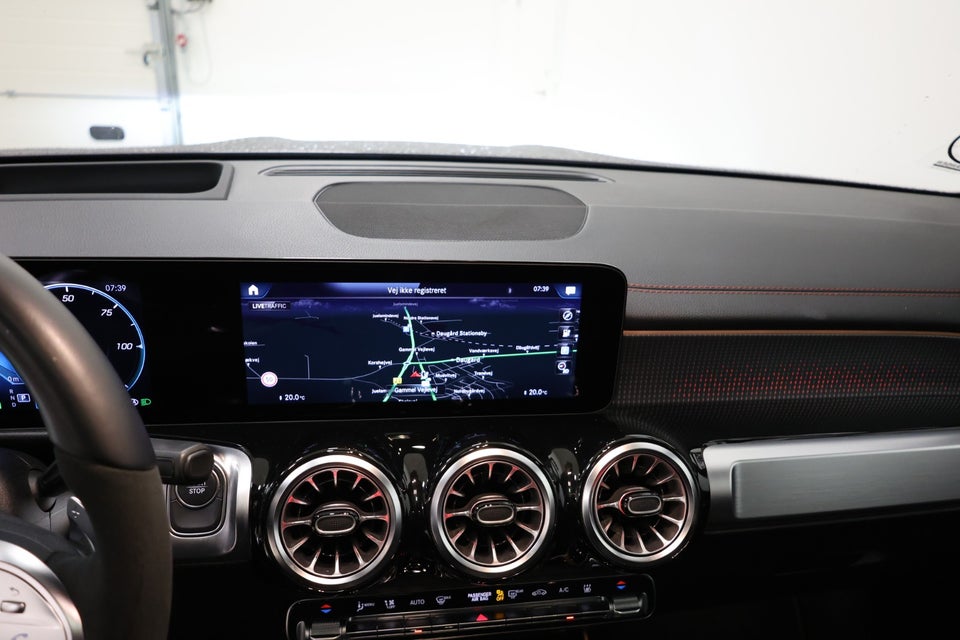 Mercedes EQB350 AMG Line 4Matic 5d