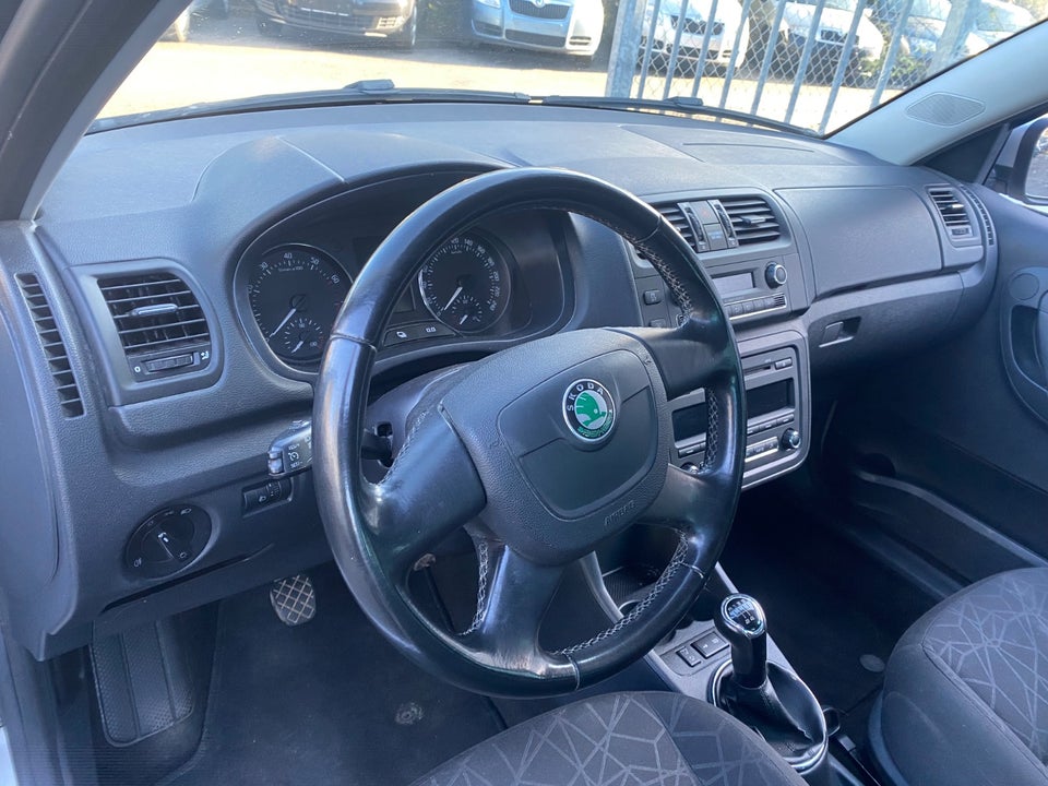 Skoda Fabia 1,2 TSi 86 Ambiente Combi 5d