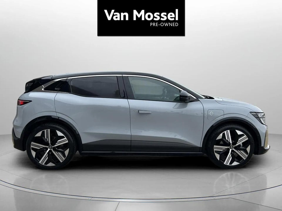Renault Megane E-Tech 60 Iconic 5d