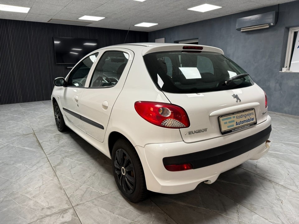 Peugeot 206+ 1,4 Comfort+ 5d