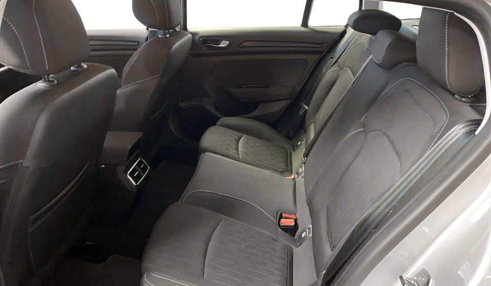 Renault Megane IV 1,3 TCe 140 Limited Sport Tourer EDC 5d