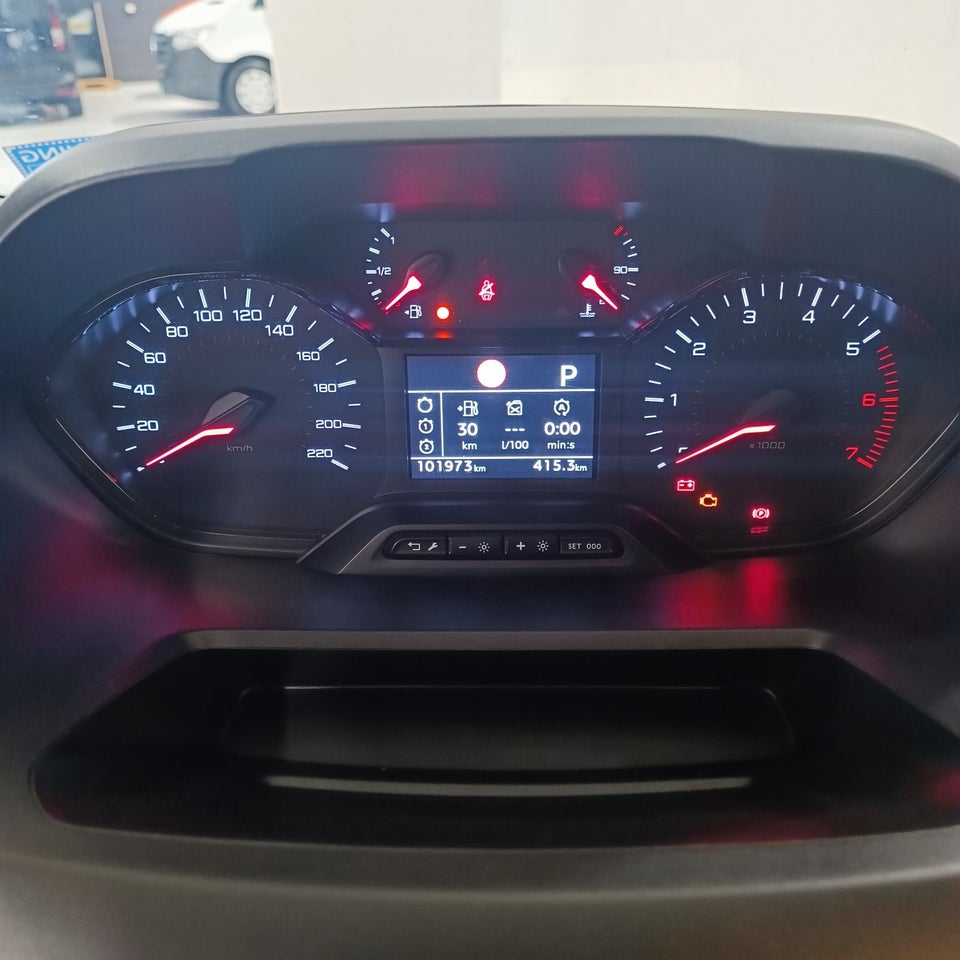 Peugeot Partner 1,5 BlueHDi 130 L1V1 Ultimate EAT8 Van