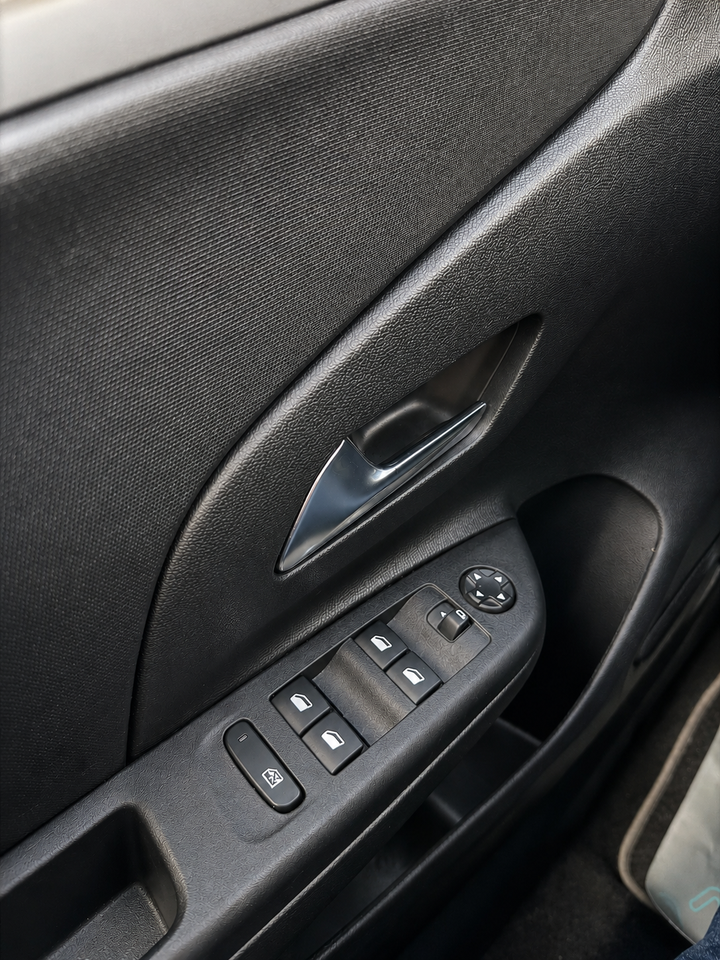 Opel Corsa-e 50 Dynamic 5d