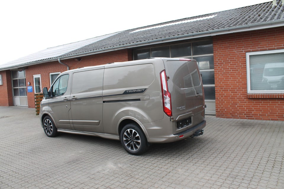 Ford Transit Custom 320 L2 2,0 TDCi 185 Sport aut.