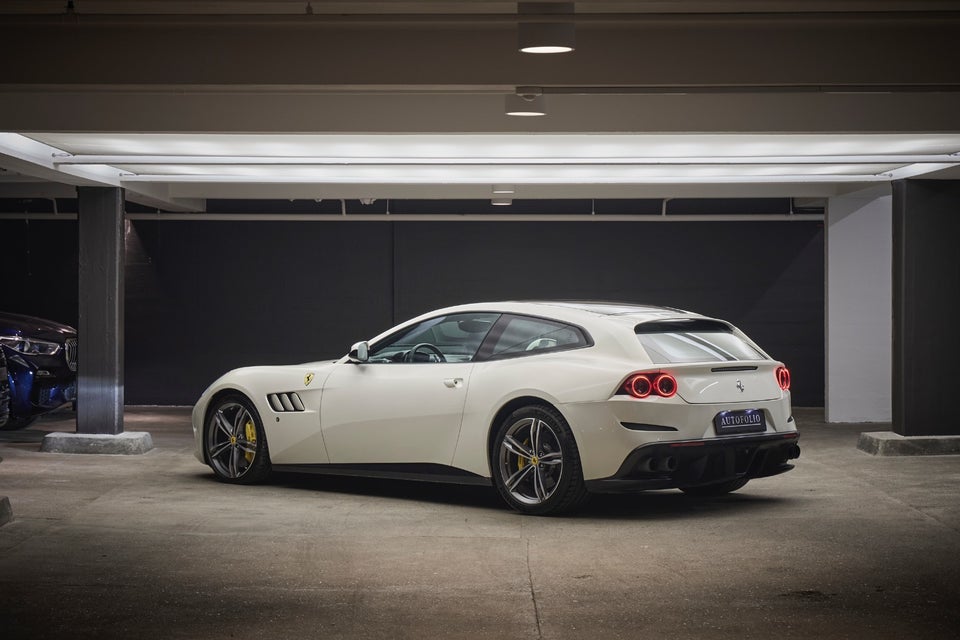 Ferrari GTC4Lusso 6,3 DCT 2d