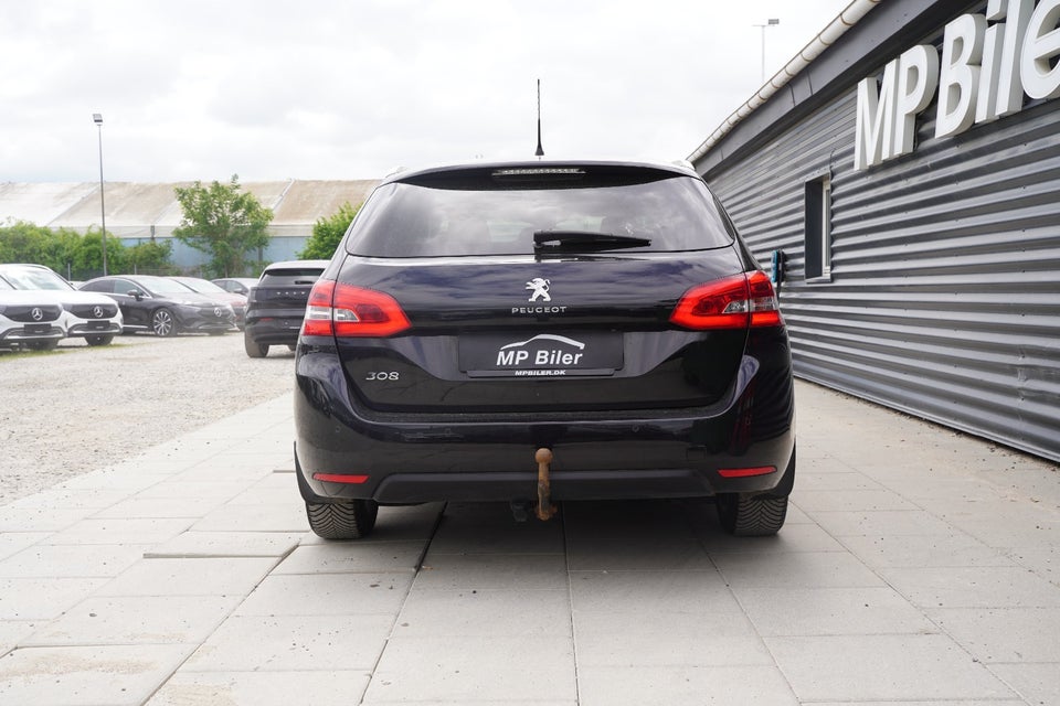 Peugeot 308 1,5 BlueHDi 130 Allure Sky SW 5d