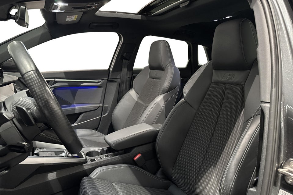 Audi A3 40 TFSi e S-line Sportback S-tr. 5d