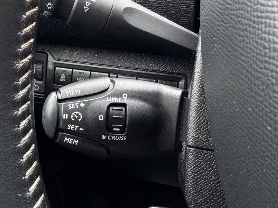 Peugeot 308 1,6 BlueHDi 120 Desire Sky SW 5d