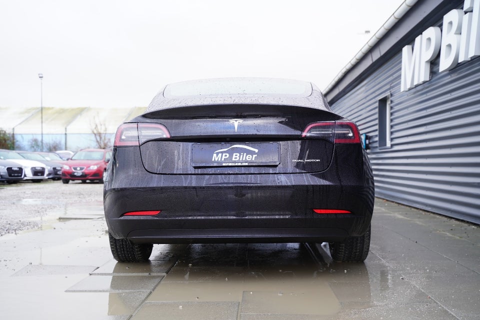 Tesla Model 3 Long Range AWD 4d