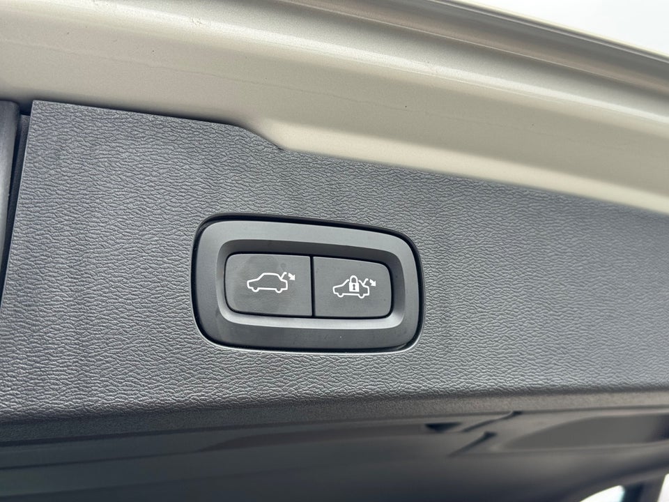 Volvo V60 2,0 D4 190 Inscription aut. 5d