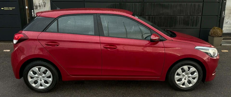 Hyundai i20 1,25 Trend 5d