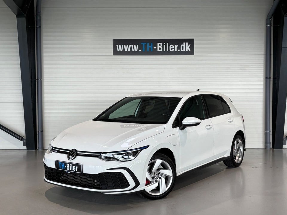 VW Golf VIII 1,4 GTE DSG 5d