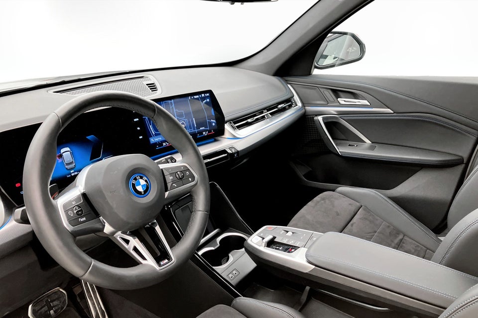 BMW iX1 eDrive20 M-Sport 5d