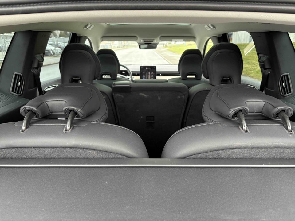 Volvo EX90 Plus 7prs 5d