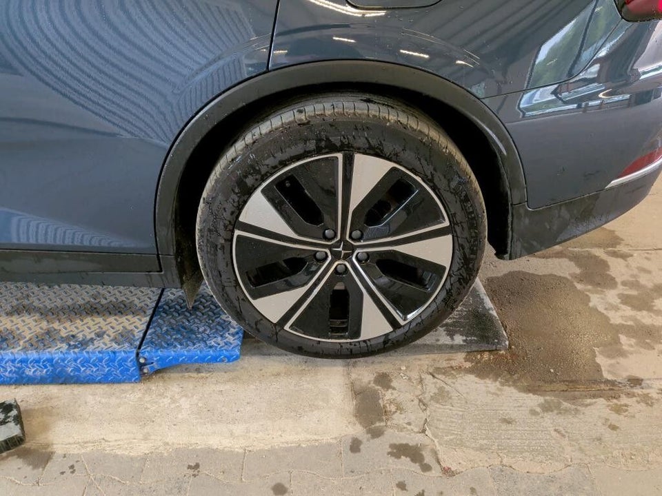 Polestar 2 Long Range 5d