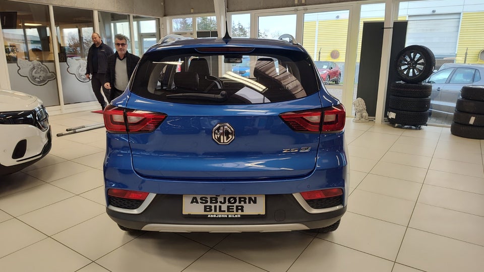 MG ZS EV Luxury 5d